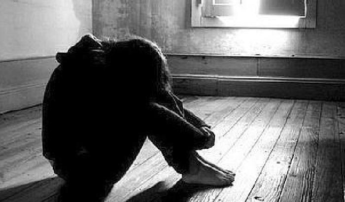 Molestava due bambini: arrestato per pedofilia