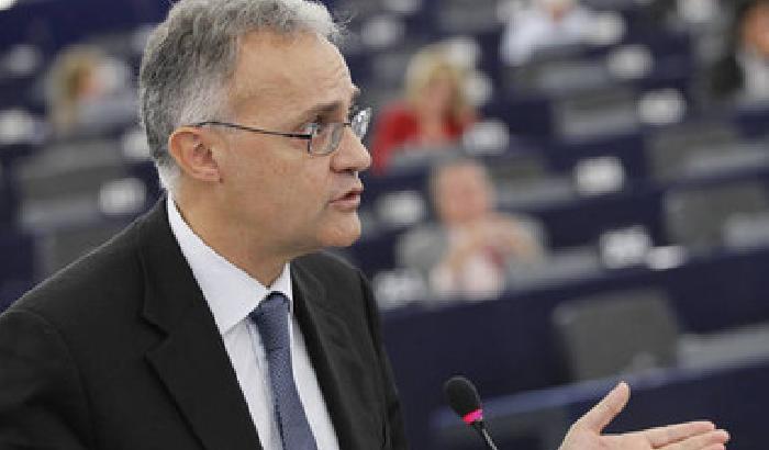 00ADBE-NEWS_85454 Mauro conferma gli F35: servono per la pace