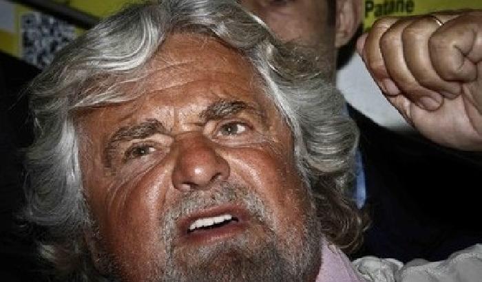 00AF4C-NEWS_86268 Che cosa sta combinando Beppe Grillo?