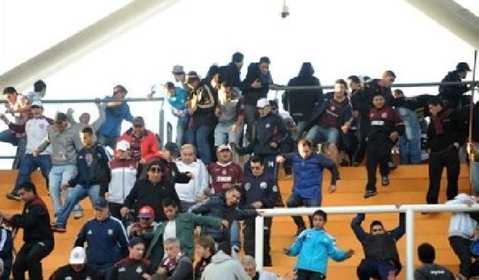 Argentina: scontri tra ultras allo stadio, un morto