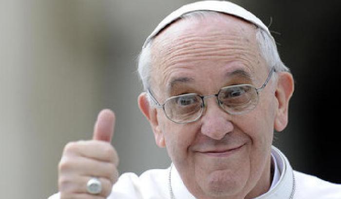 00B102-NEWS_87248 Il Papa: una chiesa ricca è senza vita