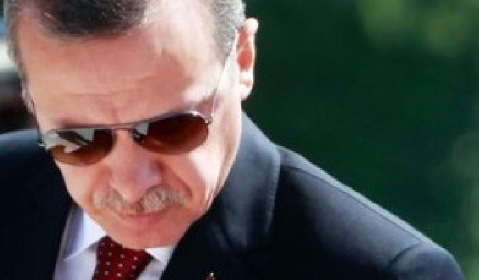 La follia di Erdogan