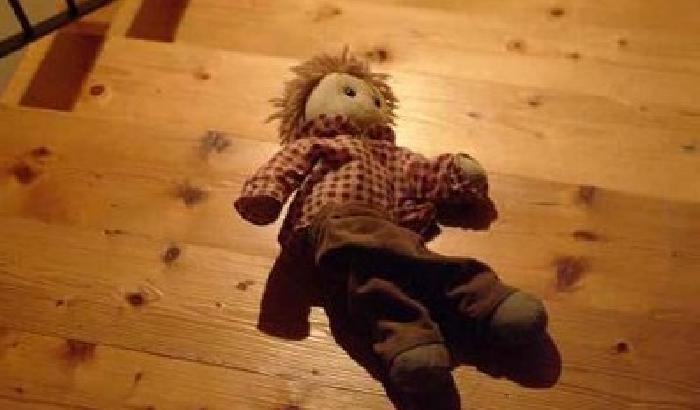 00B509-NEWS_89502 Abusi su una bimba di sette anni: tre condannati