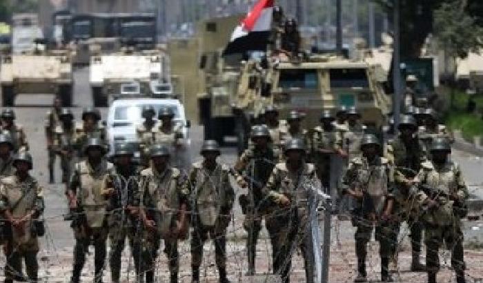 Egitto: il reporter che riprende in diretta la sua morte