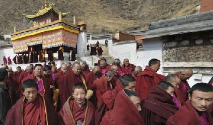 Ci hanno sparato perché festeggiavamo il Dalai Lama