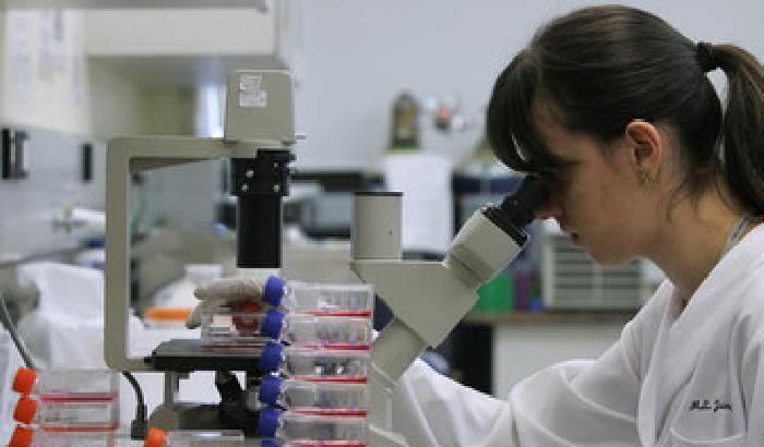 00B708-NEWS_90801 Aids: più vicini alla cura