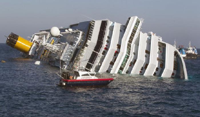 00B78C-NEWS_91073 Costa Concordia: arrivano le prime condanne