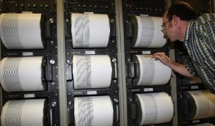 00B7CD-NEWS_91256 Violento sisma in Cina: quasi 90 vittime