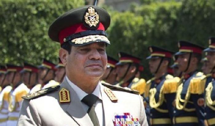 Il pugno duro dell’esercito contro Morsi