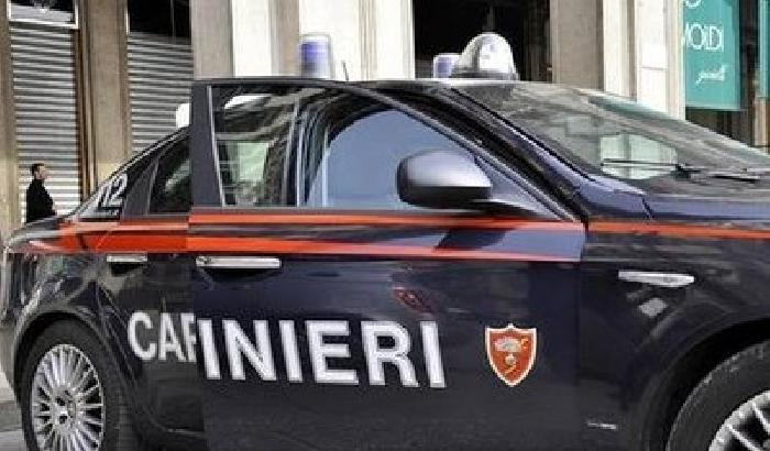 00B8DB-NEWS_91934 Spara alla moglie e poi si uccide: non aveva accettato la separazione