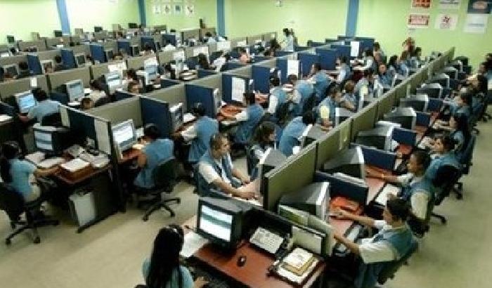 Sfruttati dei call center di tutta Italia unitevi