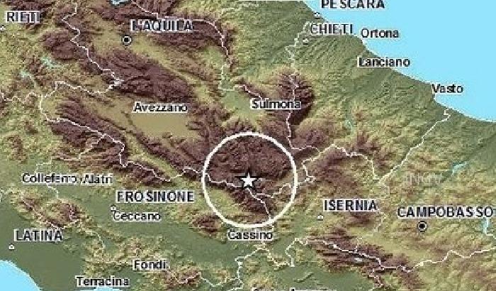 Terremoti, scossa a L'Aquila