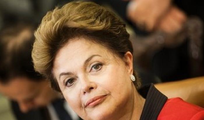 Brasile: Dilma Rousseff licenzia il ministro degli Esteri