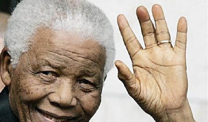Nelson Mandela: condizioni critiche ma stabili