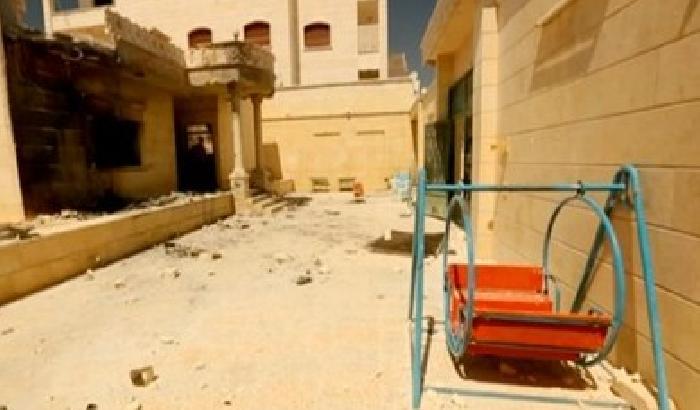 00BCDD-NEWS_94298 Gli effetti devastanti di una bomba incendiaria in Siria (video)