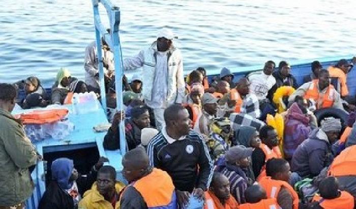 Sbarco di siriani a Siracusa: un anziano riabbraccia suo nipote