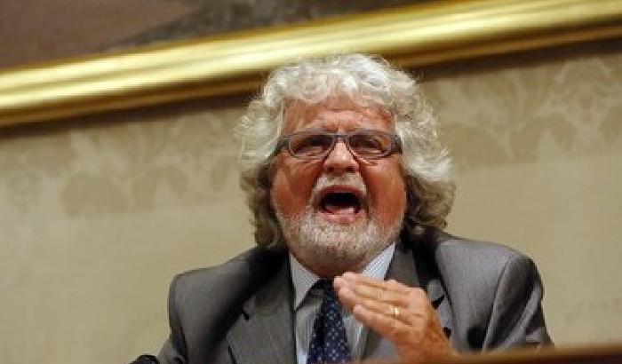 Grillo contro Equitalia: dittatura fiscale