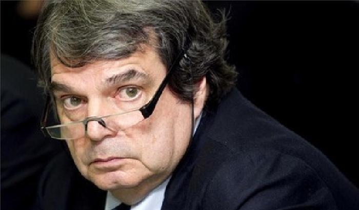 00BE93-NEWS_95365 Minacce Pdl: se decade Silvio, cade Letta