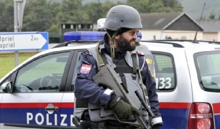 00BFC5-NEWS_96115 Austria: cacciatore barricato spara sulla polizia. Arriva l'esercito