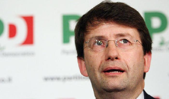 00C31F-NEWS_98113 Entrano in casa del ministro Franceschini ma non toccano nulla