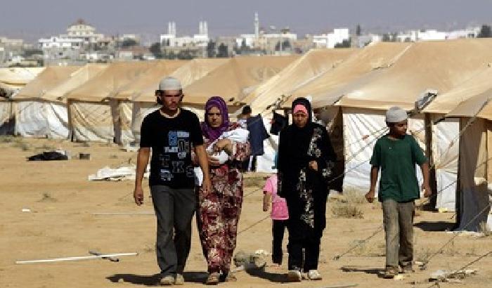 L’odissea dei profughi siriani e palestinesi