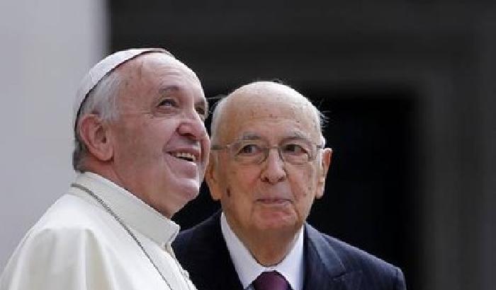 Napolitano al Papa: da noi un clima avvelenato