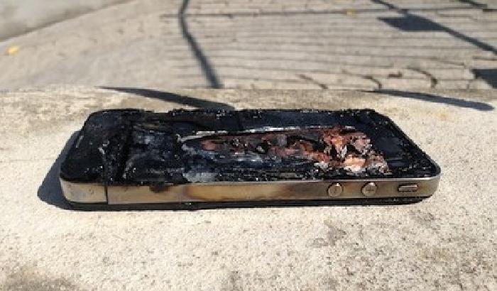 00CA8A-NEWS_102348 L'iPhone uccide ancora: un morto in Thailandia