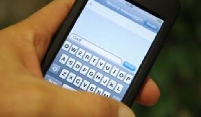 00CB6D-NEWS_102836 Frasi offensive su facebook contro i gay: fermato stalker riminese