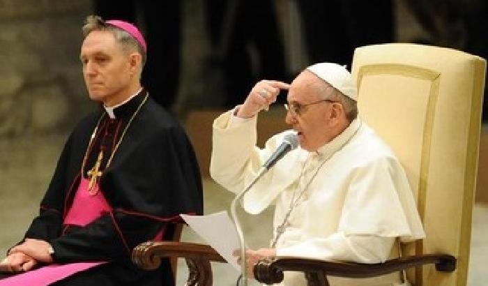 Spiegel: padre Georg non sopporta Bergoglio