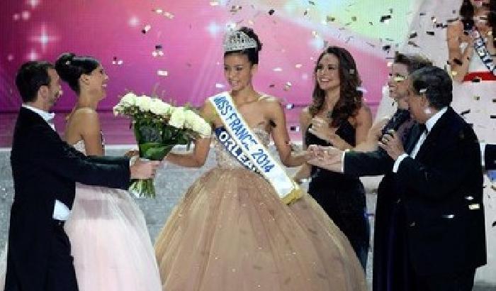 Razzismo: Miss France vittima di insulti perché di colore