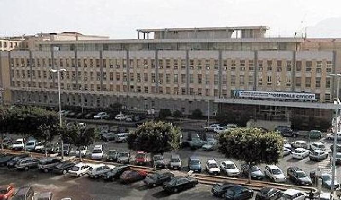 Blitz di M5s negli ospedali siciliani: «Sarà una bomba»