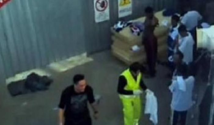 00CD76-NEWS_104150 Rimossi i dirigenti del centro di Lampedusa