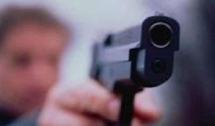 Usa, fa rumore al cinema: uno spettatore lo uccide