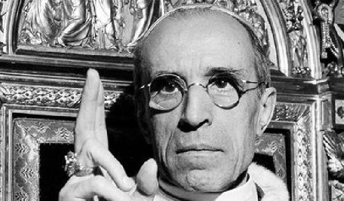 Pio XII, protesse gli ebrei o li lasciò sterminare?
