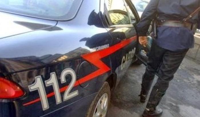 00D4EE-NEWS_108161 Padre sgozza i due bambini e tenta il suicidio