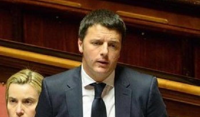 Renzi chiede la fiducia: l'ironia dilaga su Twitter
