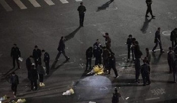 Strage in Cina: 29 persone accoltellate in stazione