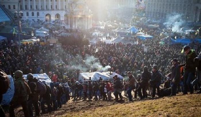 Merkel: sosterremo chi subisce l'aggressione russa