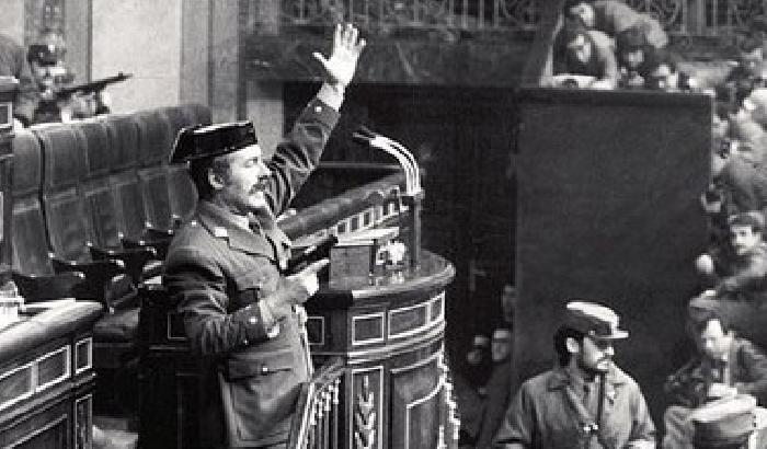 Festeggia il tentato golpe: destituito il figlio Tejero