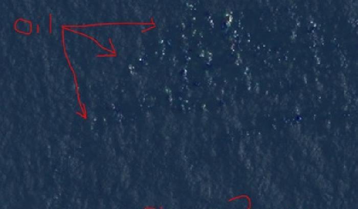 Malesia, ecco come Courtney Love ritrova l’aereo scomparso