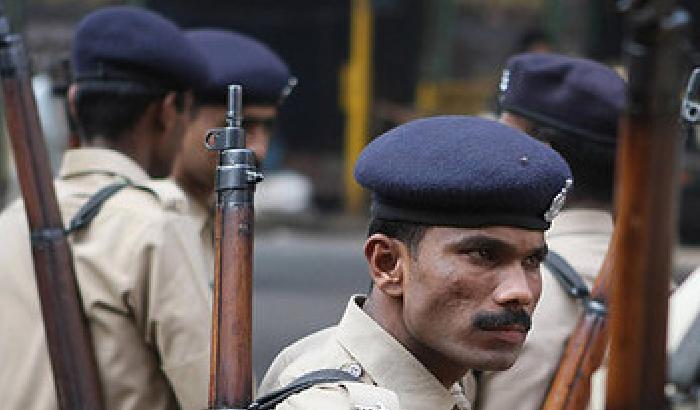 Tentano di stuprare un'italiana sulla spiaggia di Mumbai: è illesa