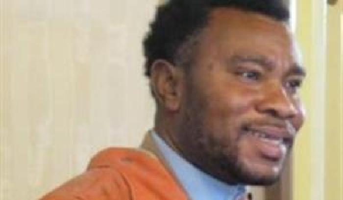 Sventò  uno scippo: nigeriano eroe assunto all'aeroporto di Napoli