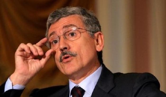 D'Alema: Grillo in difficoltà cerca la rissa