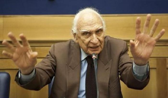 Malore nella notte: Pannella in terapia intensiva, ma sta meglio