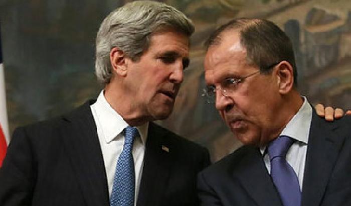 Kerry chiama Lavrov: nuove sanzioni a Mosca se continua la violenza