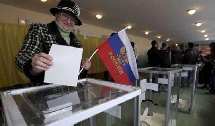 L'Ucraina dell'est vota per la secessione