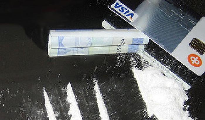 Cocaina nell'acqua potabile: scoperta choc in Inghilterra