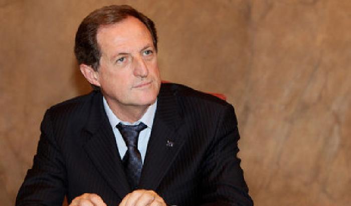 Raccomandazioni, «Vi segnalo per le assunzioni»: scoppia la polemica