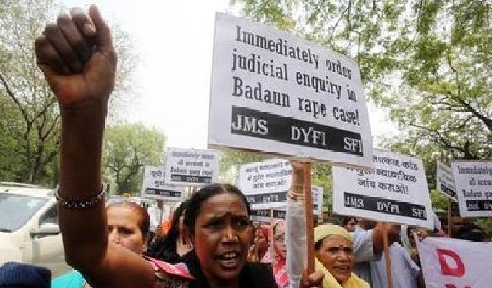 Violentate e impiccate in India: altri due arresti