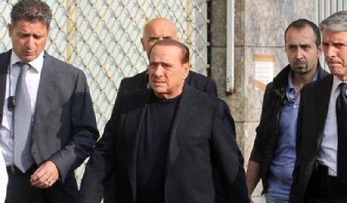 Caso Mediaset: Berlusconi vede l'assistente sociale per la prima volta
